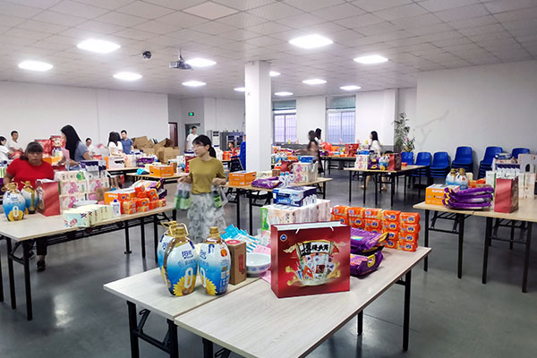 YABO鸭脖新能源公司情暖中秋--主题活动丰富多彩