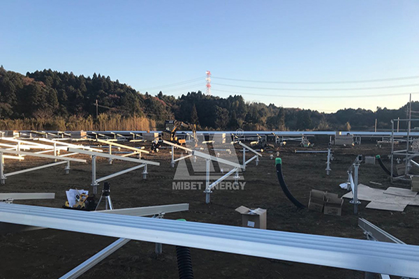 YABO鸭脖光伏支架