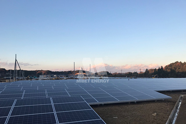 YABO鸭脖光伏支架