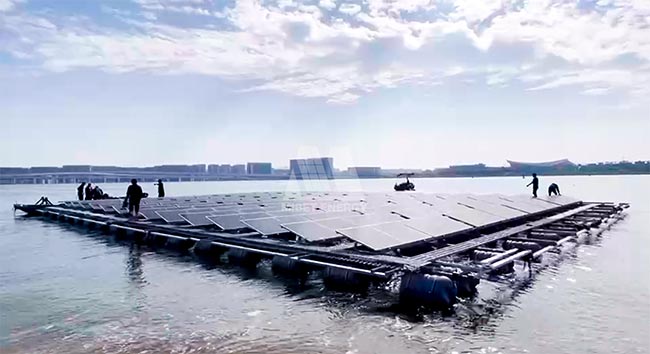 YABO鸭脖漂浮系统顺利入海