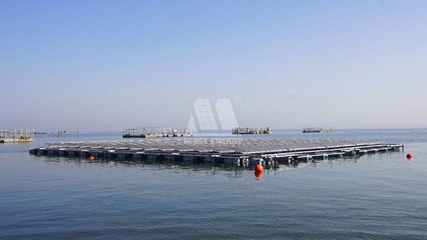 YABO鸭脖海上光伏系统
