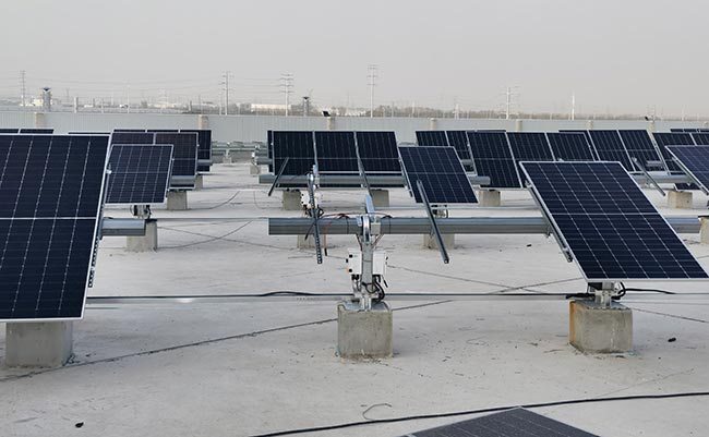 YABO鸭脖平屋顶智能跟踪系统项目